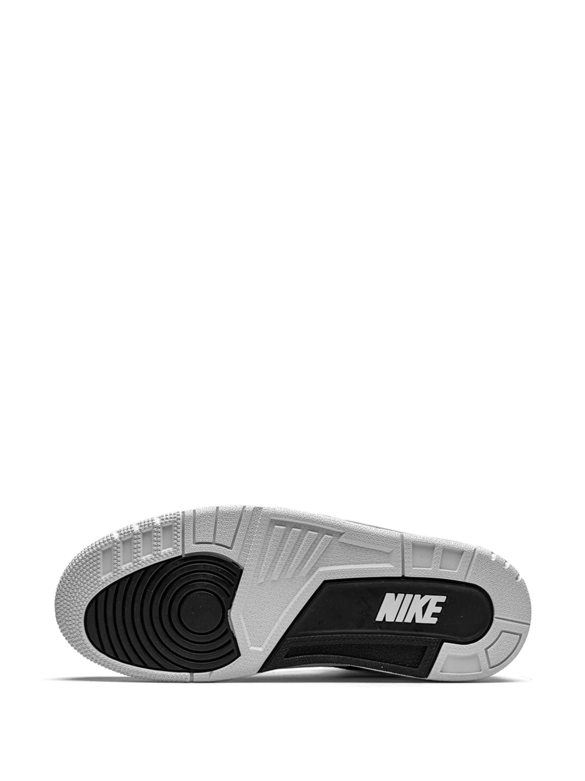 Jordan 3 Retro x Fragment Design "White/Black"