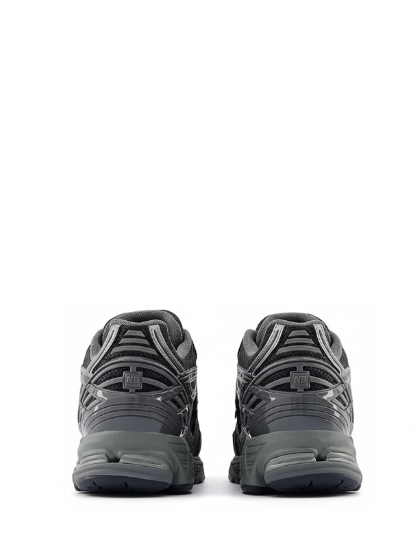 New Balance 1906R – Metallic Black & Grey