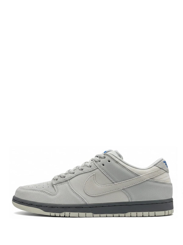 Nike SB Dunk Low London "Grey Suede"