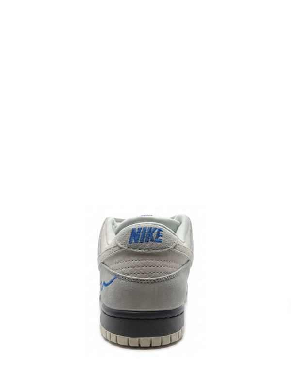 Nike SB Dunk Low London "Grey Suede"