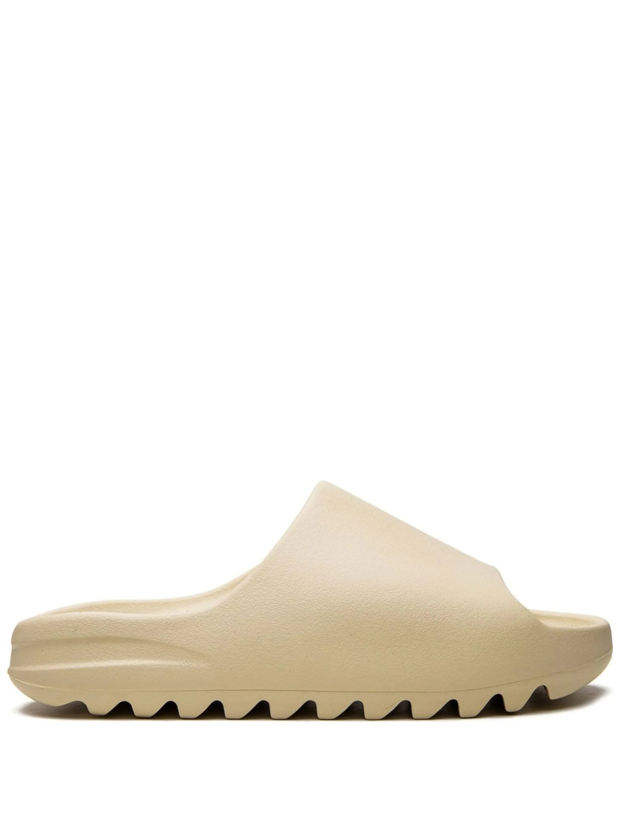 Yeezy Slide "Desert Sand"