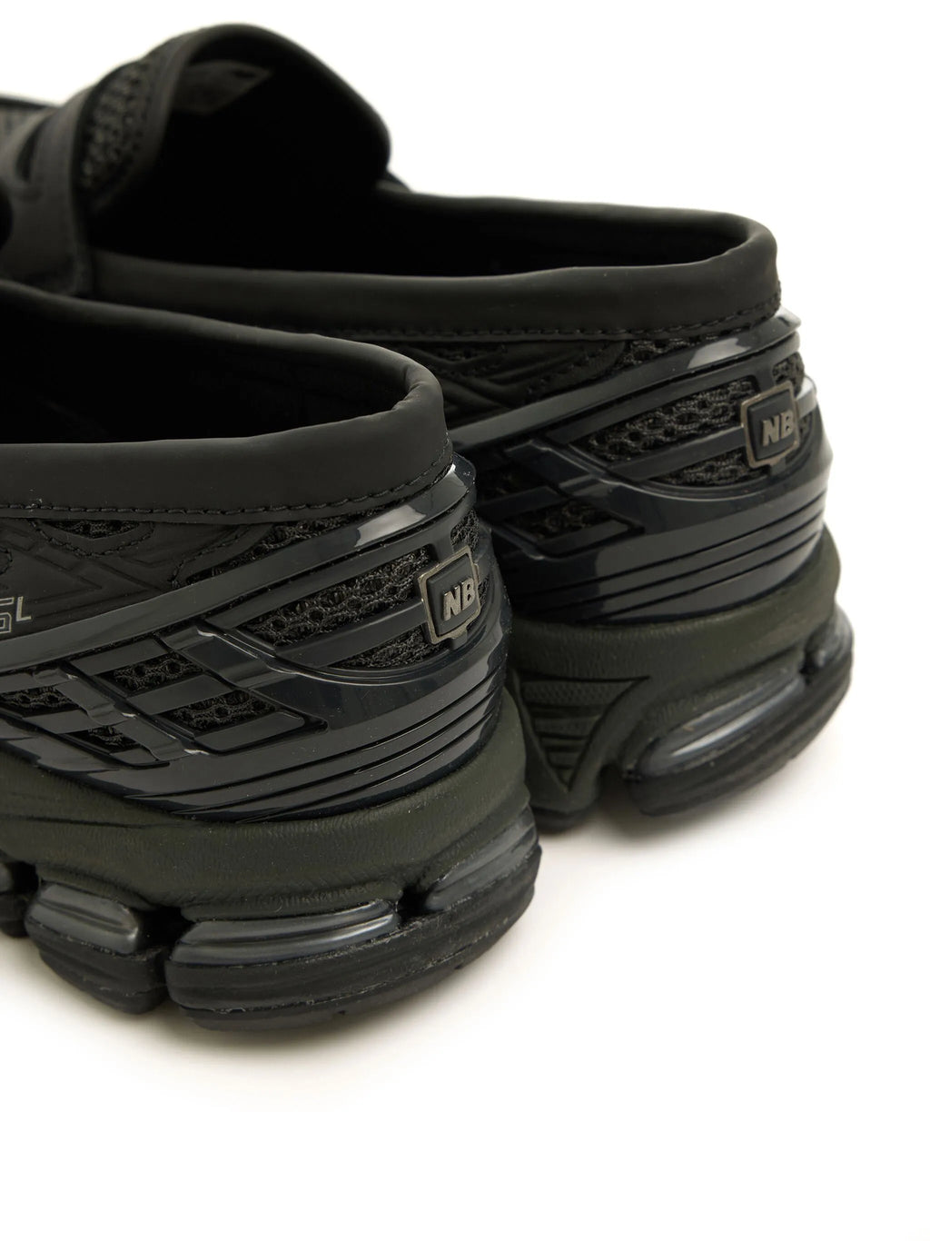 New Balance 1906L Loafer - Triple Black