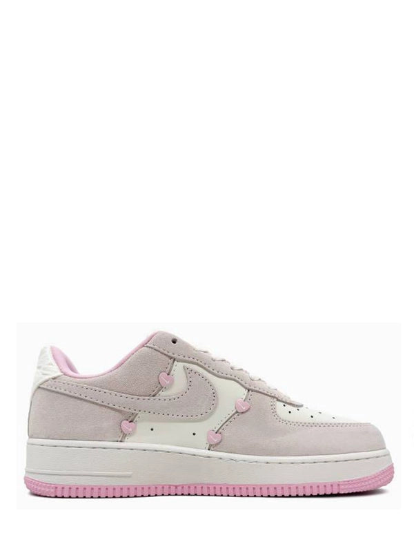 Air Force 1 Low - Pink Heart Edition