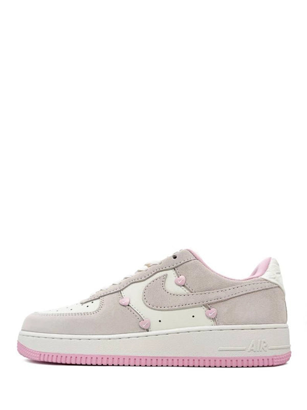 Air Force 1 Low - Pink Heart Edition
