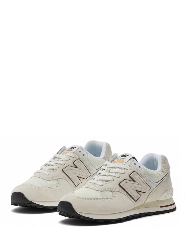 New Balance 574 – Sea Salt with Burgundy
